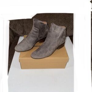 LUCKY BRAND Elegant Gray Suede Ankle Booties